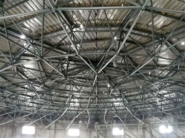 哈尔滨洗煤厂蓄水池网架